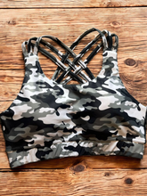 Load image into Gallery viewer, Black & Grey Camo Printed Activewear Leggings & Bra matching Set